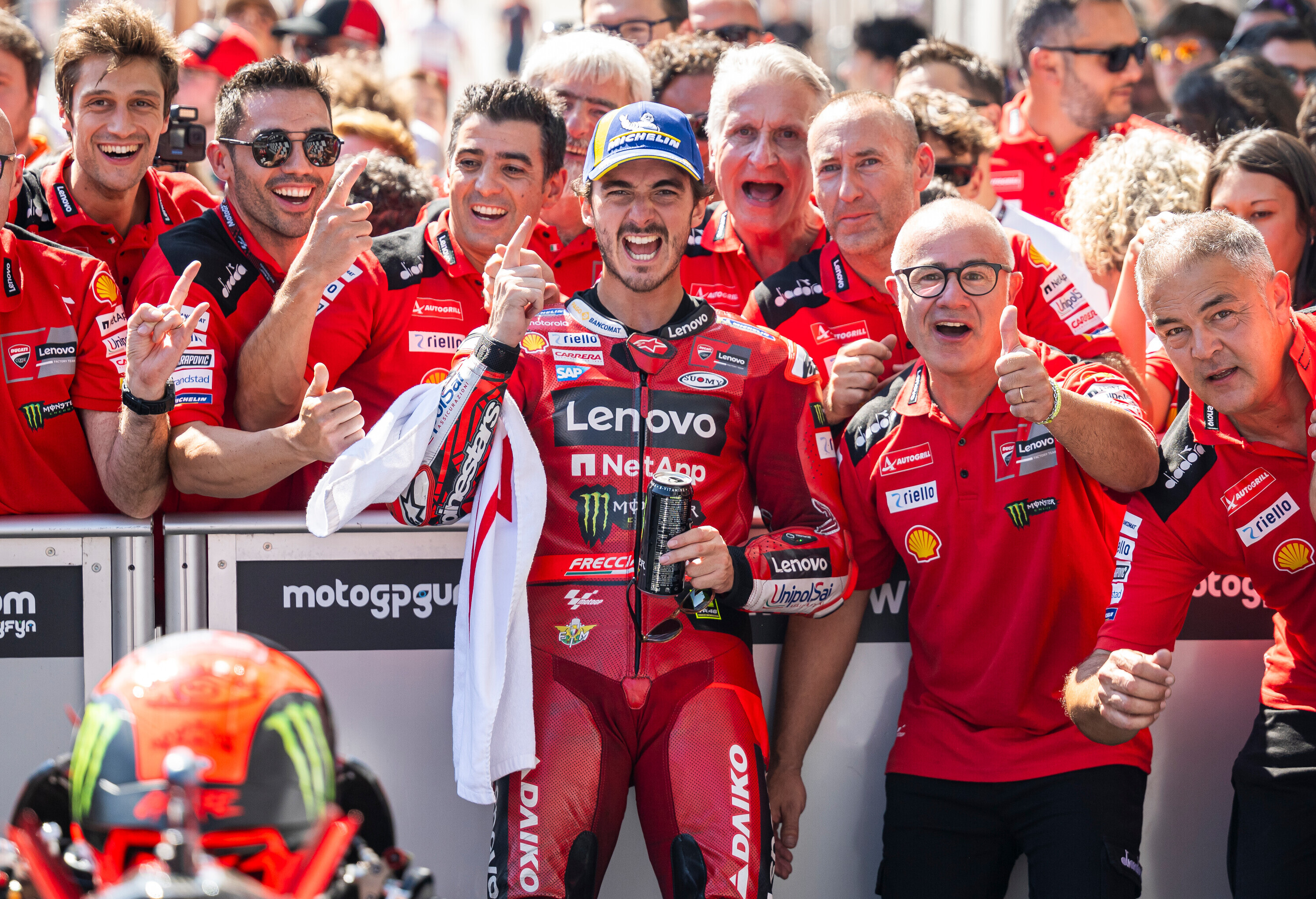 F. Bagnaia – „MotoGP“ čempionas: J. Martino karštakošiškumas išsprendė nugalėtoją Valensijoje