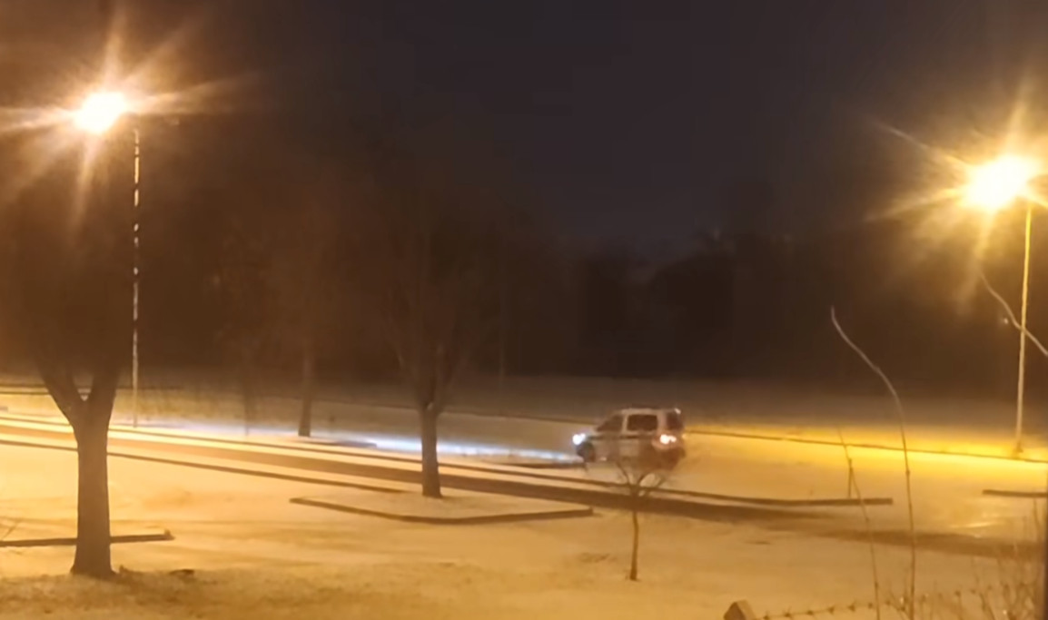 Paaiškėjo, kokią bausmę gavo „saulutes" aikštelėje piešęs policijos pareigūnas