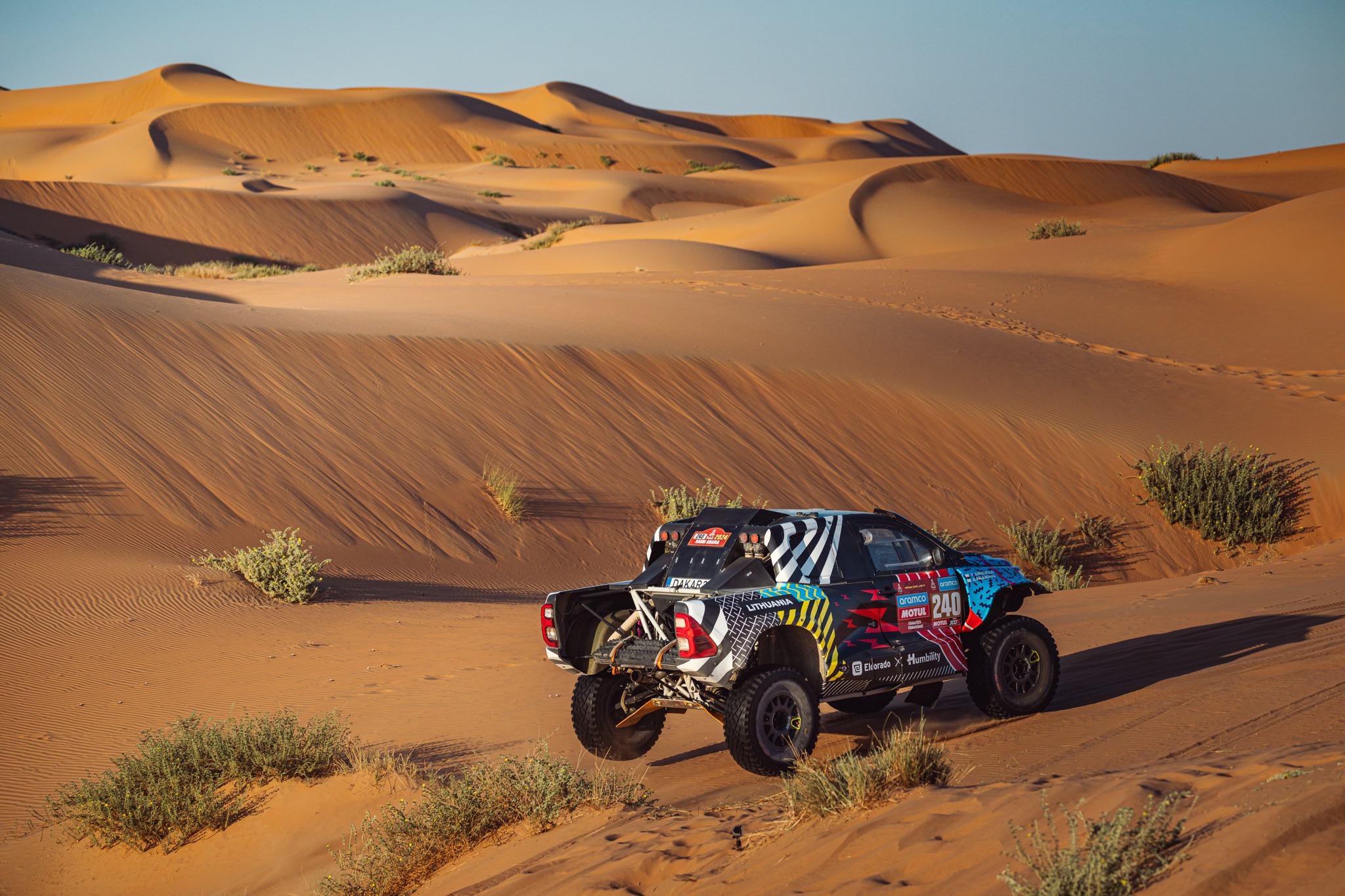 V. Jurkevičius traukiasi iš bendros Dakaro įskaitos – sugedo „Toyota“ diferencialas