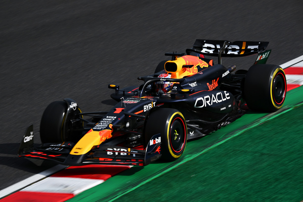 „Red Bull“ santūriai pašiepė L. Hamiltoną