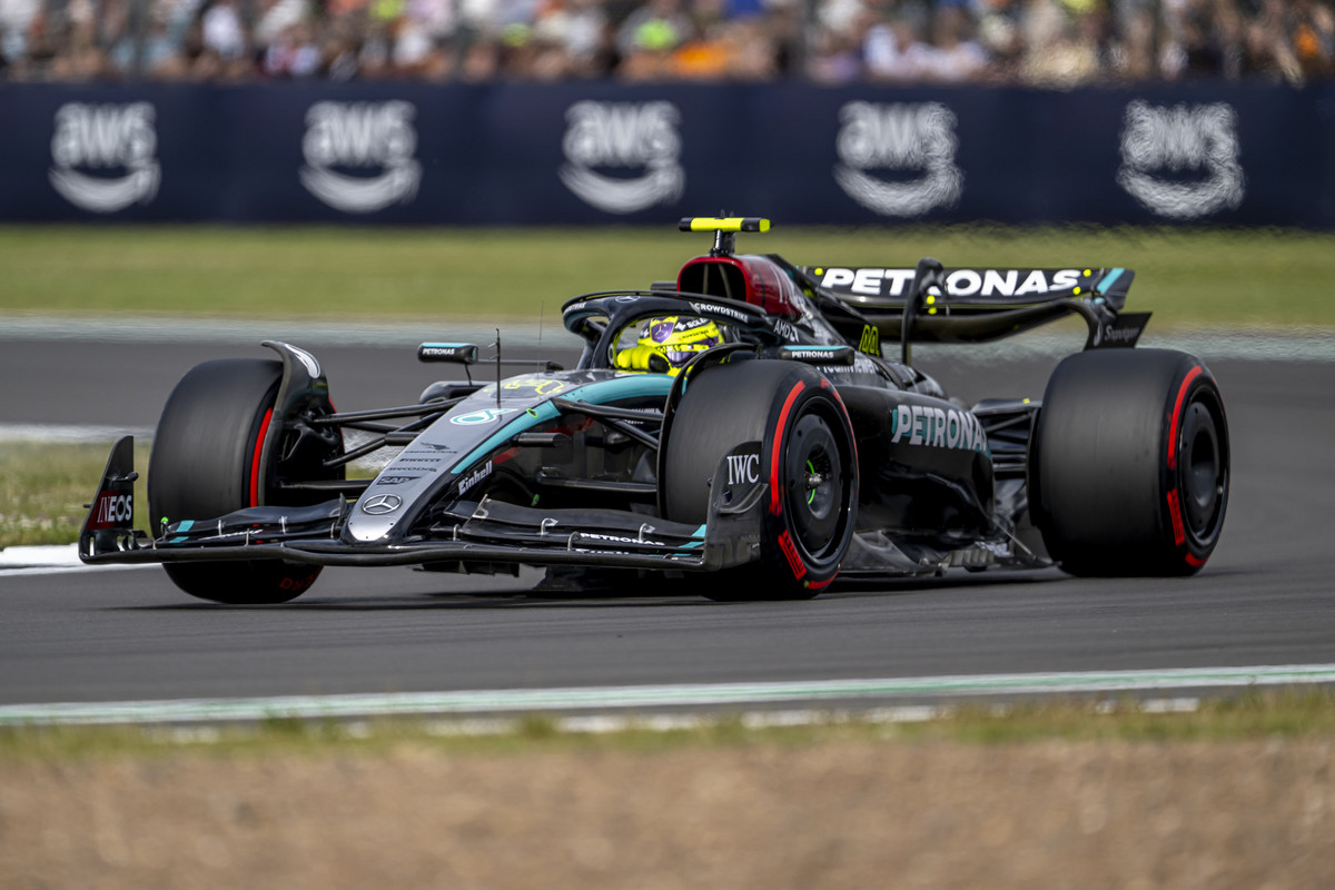 J. Villeneuve'as: Hamiltonas šiame sezone pasieks dar bent vieną pergalę