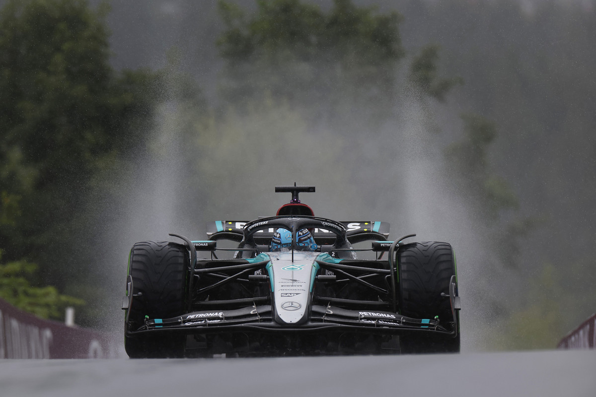 Žiniasklaida: „Mercedes“ jau turi vairuotoją kitiems metams
