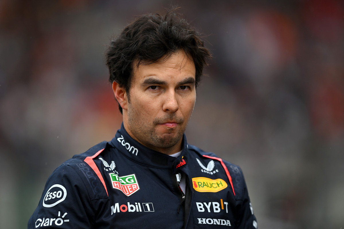 S. Perezas neigia, jog „Red Bull“ vadovai kalbėjo apie jo ateitį komandoje