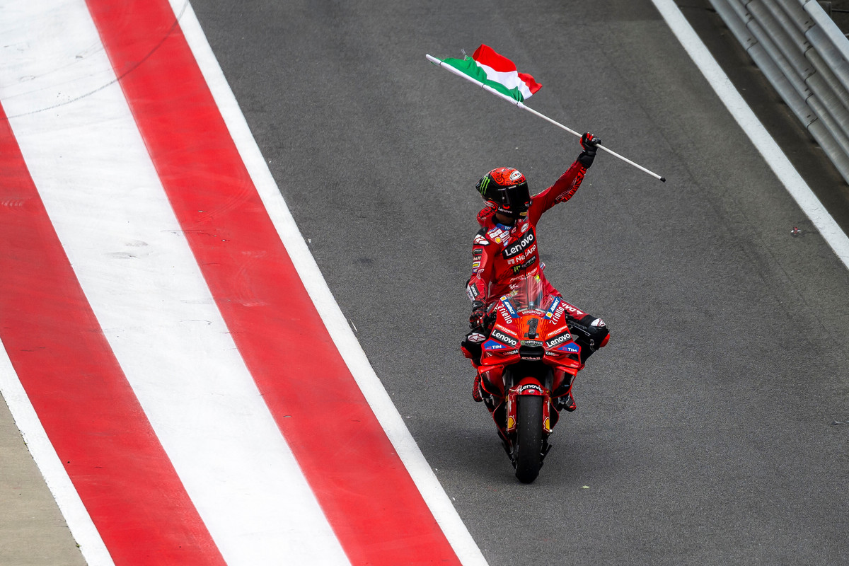 MotoGP. Japonijoje triumfavęs F. Bagnaia įstojo į elitinę kompaniją