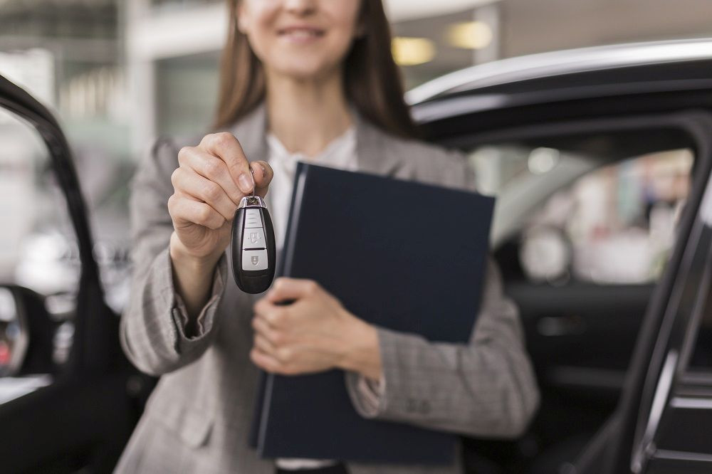 Automobilių nuoma ar taksi paslaugos - kas labiau apsimoka ilgalaikėje perspektyvoje?