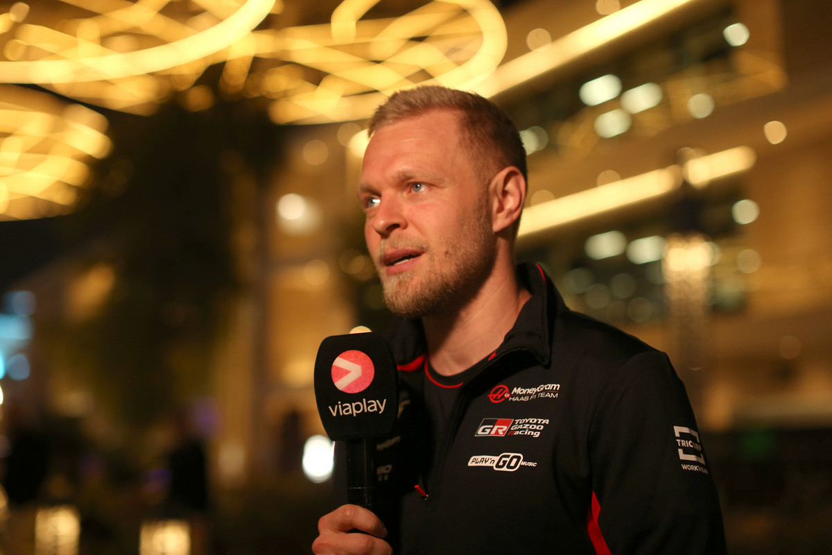 K. Magnussenas debiutuos NASCAR