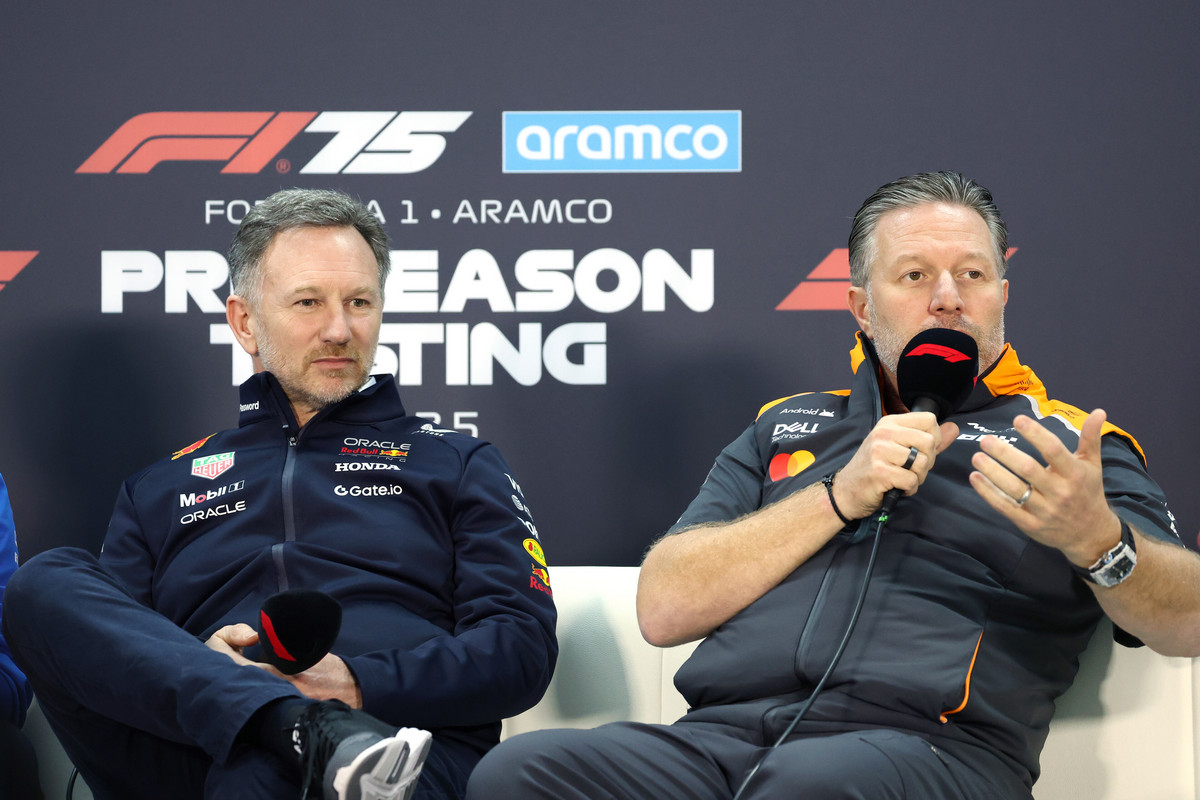 Z. Brownas pagyros J. Verstappenui: kaip lenktynininkas, jis laimėjo praktiškai viską