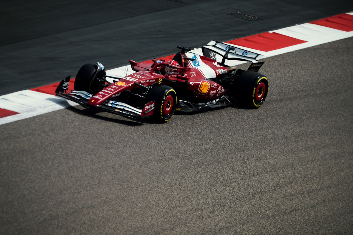 „Ferrari“ ir „McLaren“ savaitgalį suteiks šansus jauniems vairuotojams