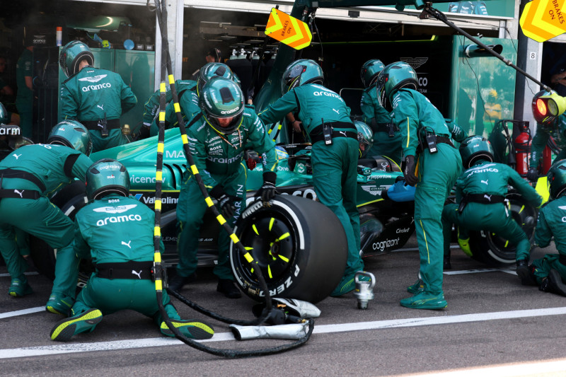 „Aston Martin“ perviliojo dar vieną „Red Bull“ žmogų