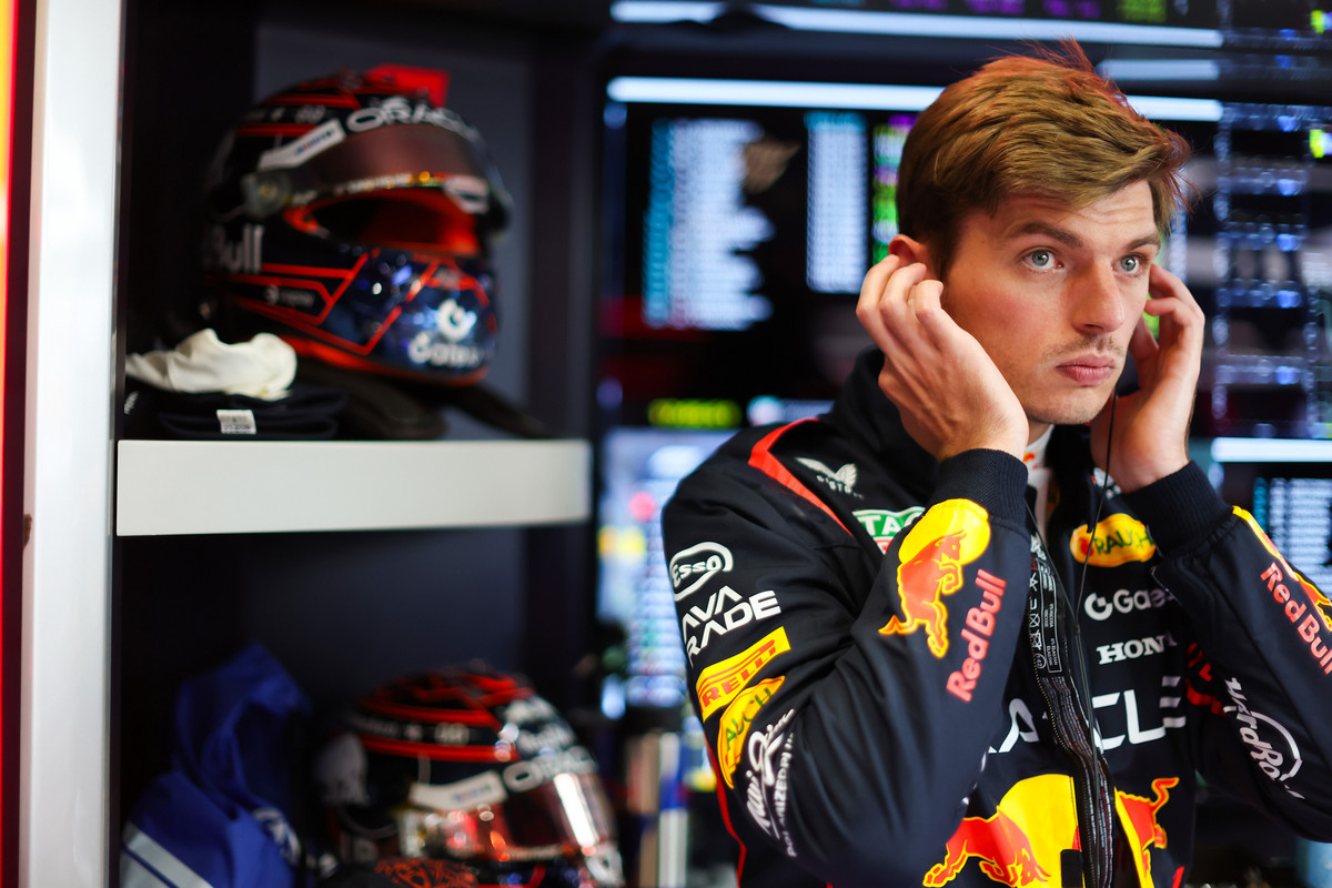 „Sky Sport Italia“: M. Verstappenas priėmė „Mercedes“ pasiūlymą