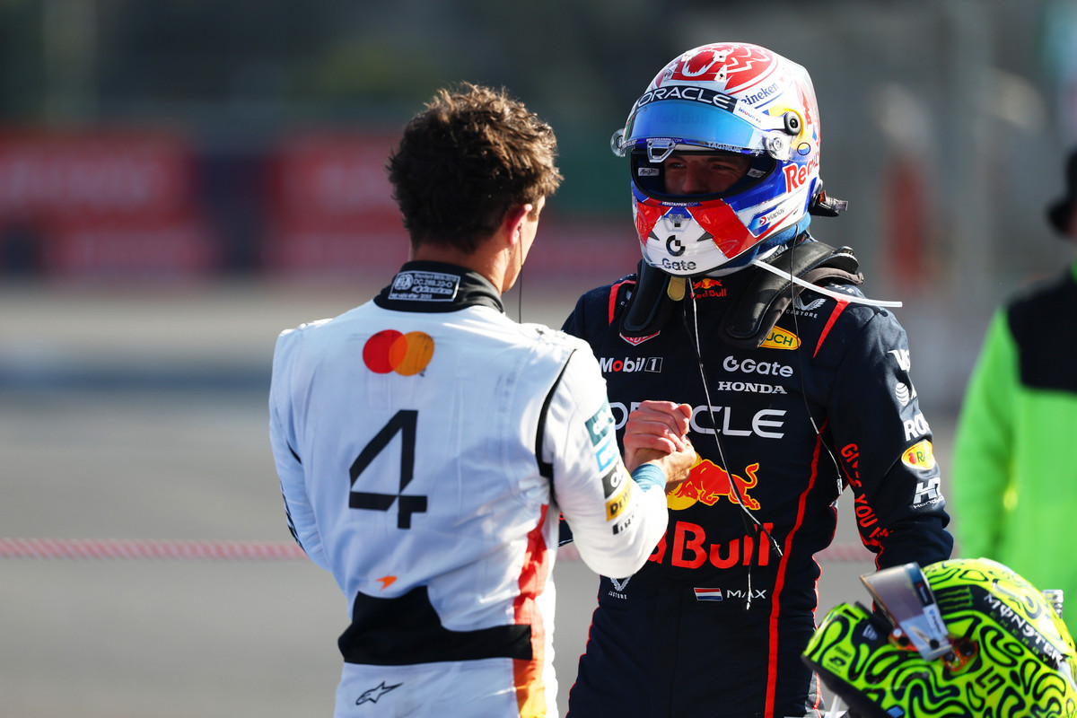 J. Villeneuve'as: Lando vairuoja taip, lyg jis būtų pasaulio čempionas