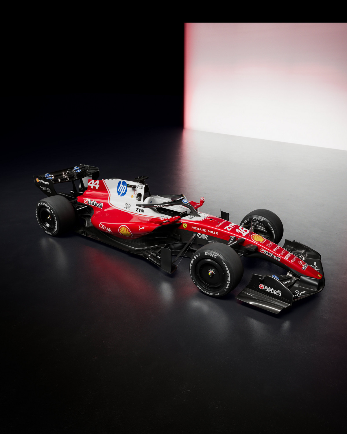 „Ferrari“ 2027 m. varikliui taikys „Mercedes“ gudrybę