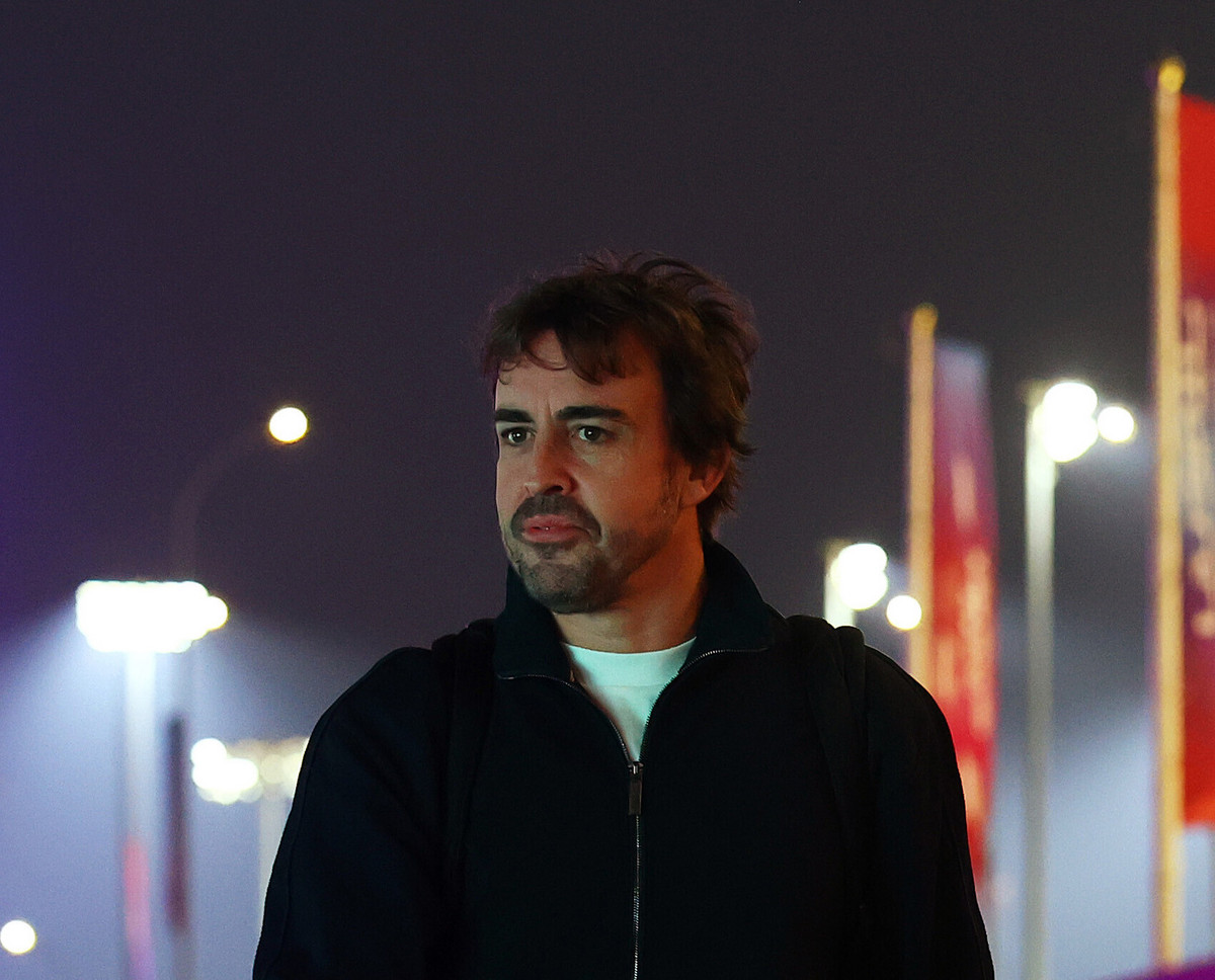 Stebuklingai į lenktynes grįžęs F. Alonso: pirmasis ratas susiję su instinktu, o ne su varikliu