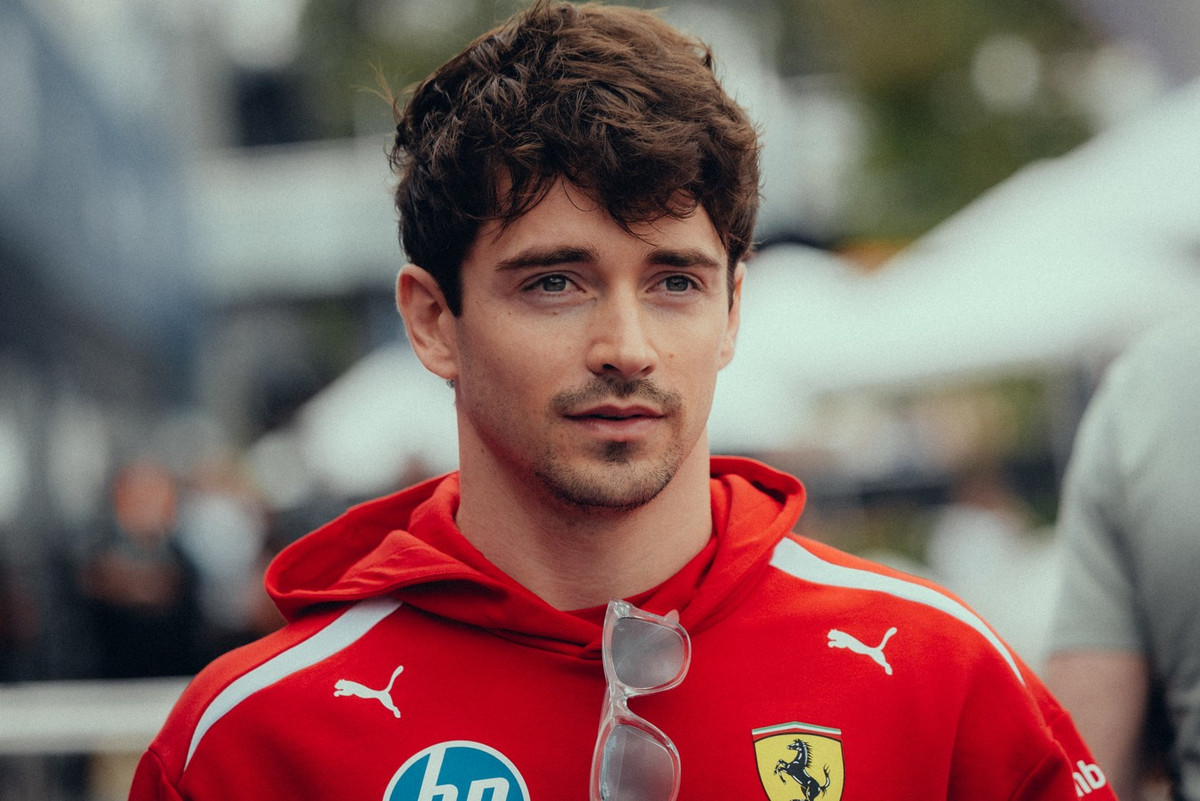 C. Leclercas – apie tai, ar „Ferrari“ mašina yra tinkamesnė L. Hamiltonui