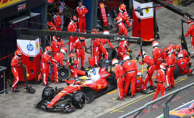 „Ferrari“ planuoja filmavimo dieną per netikėtą F-1 sezono pertrauką