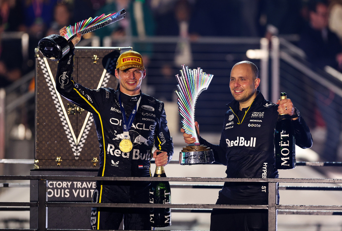 M. Verstappenas: šimtu procentų pritariu Lambiase sprendimui pereiti į „McLaren“