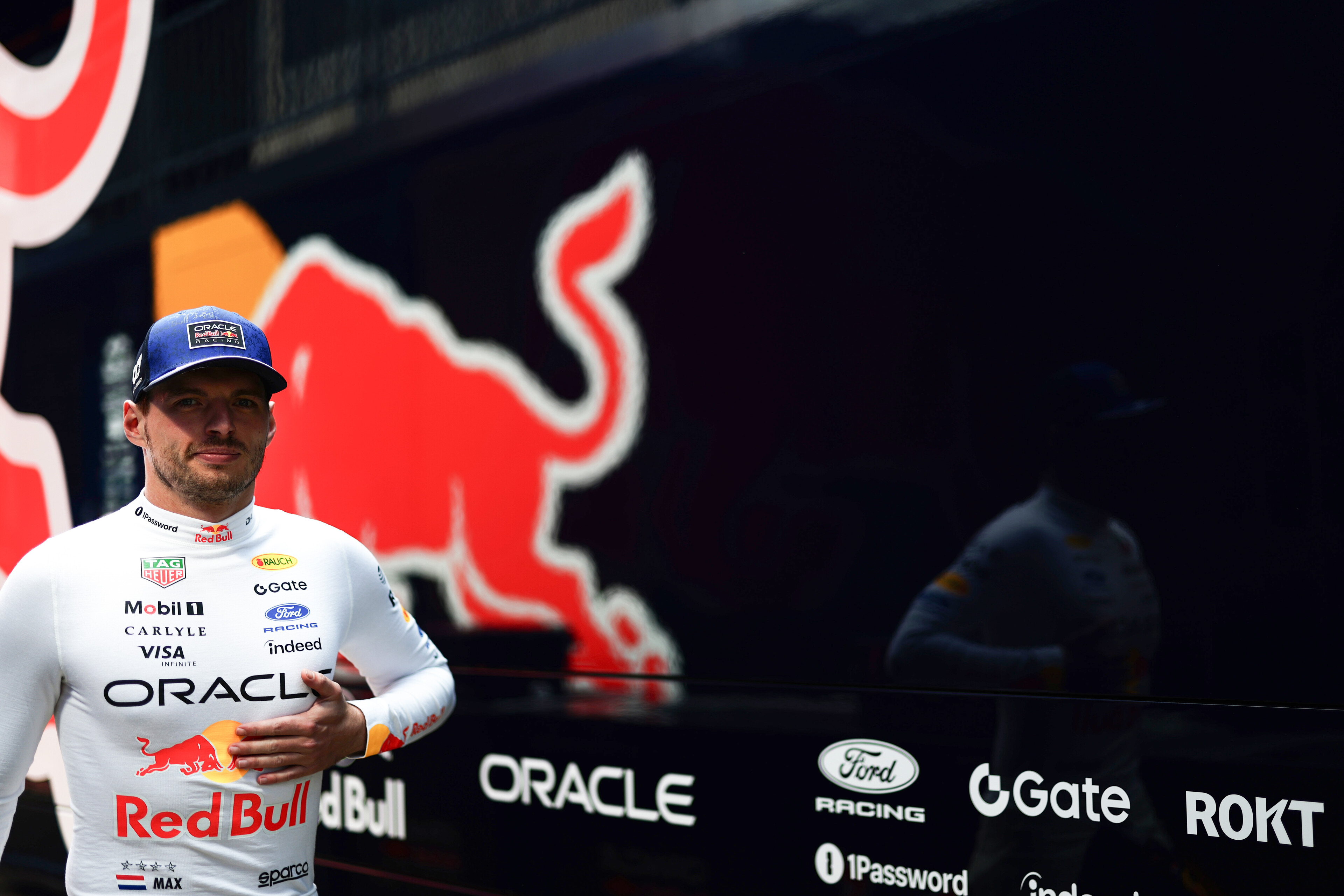 J. Buttonas išrinko naują „tobulą“ komandą Maxui Verstappenui