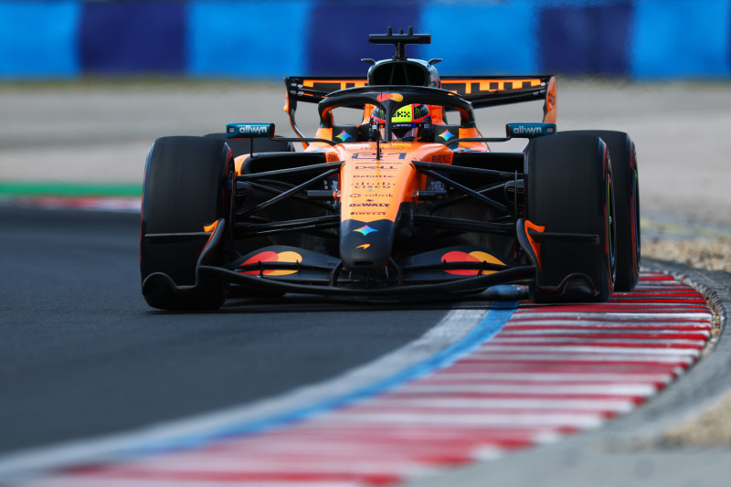 Vengrijos GP kvalifikacijoje triumfavo L. Norrisas, išplėšęs pergalę iš L. Hamiltono nasrų