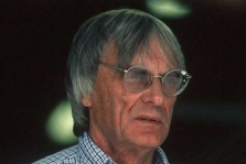 B.Ecclestone’o komentarai