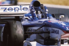 Hillas: "Ferrari" kenkia autosportui"