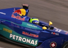 F.Massa atstovaus ir "Sauber" komandai