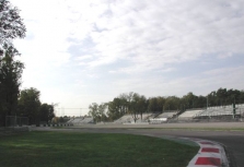Monza F.Massa'os akimis