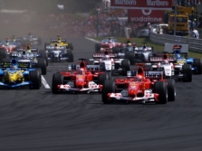 „Formulės-1“ komandos nesutaria
