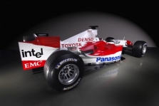 „Toyota TF105“ dar keisis