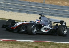 Pristatytas naujasis „McLaren MP4-20“