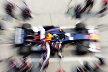 „Red Bull“ neketina sustoti