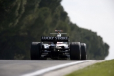 FIA ir BAR kova teisme
