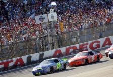 NASCAR. Aaron‘s 499