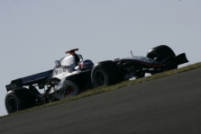 „McLaren“ nesigaili rizikos