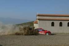 <span style="background:#000000; color:white; padding: 0 2px">WRC</span> Ralis, kurio vardas – Akropolis