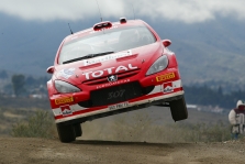 <span style="background:#000000; color:white; padding: 0 2px">WRC</span> Po pirmosios dienos priekyje M.Gronholmas