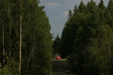 <span style="background:#000000; color:white; padding: 0 2px">WRC</span> Dešimtasis etapas – Suomijoje