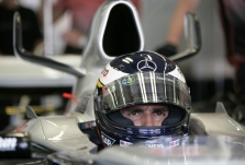 Japonijos GP: penktadienio treniruotės nr.1