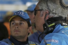 F.Briatore liepė blokuoti „McLaren“