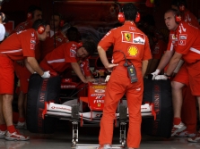 „De Beers“ taps „Ferrari“ rėmėja?