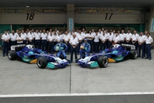 BMW toliau naudos „Sauber“ vardą