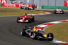 “Ferrari” padeda “Red Bull”