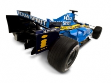 „Renault“ galinio sparno problemos