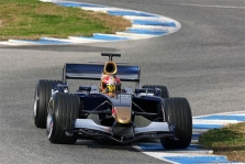 Pirmąkart išbandytas „Toro Rosso STR01“ bolidas