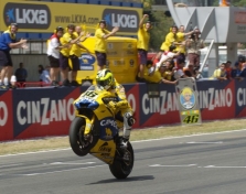 <span style="background:#d5002c; color:white; padding: 0 2px">MotoGP</span> Dramatiškas lenktynes Barselonos trasoje laimėjo V.Rossi