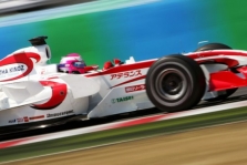 “Super Aguri” nori leidimo naudoti “Honda” bolidą