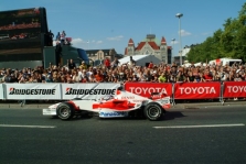 „Toyota“ surengė „Formulės-1“ šventę Helsinkyje