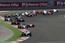 <span style="background:#00adef; color:white; padding: 0 2px">GP2</span> N.Piquet artėja prie L.Hamiltono