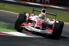 „Super Aguri“ neleista įsigyti „Honda“ bolidų