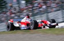 „Toyota“ nepatenkinta J.Trulli elgesiu