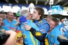 F.Briatore nesiruošia paleisti F.Alonso